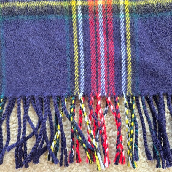 Tartan Plaid Wool Wrap Gorgeous and Soft - Picture 3 of 9